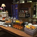 Le Stelsia Hotel Saint-Sylvestre-sur-Lot