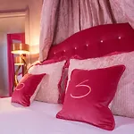 Le Stelsia Hotel Saint-Sylvestre-sur-Lot