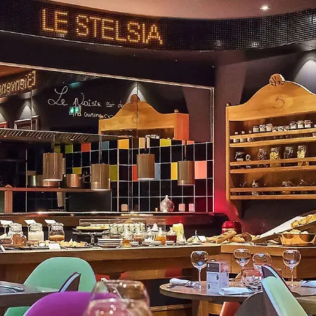 Le Stelsia Saint-Sylvestre-sur-Lot
