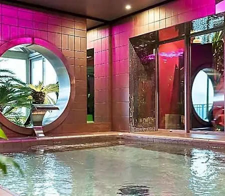 Le Stelsia Hotel 4*
