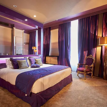 Le Stelsia Hotel