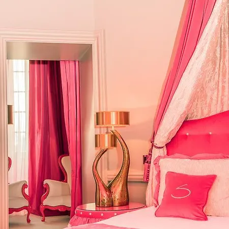 Le Stelsia Hotel Saint-Sylvestre-sur-Lot
