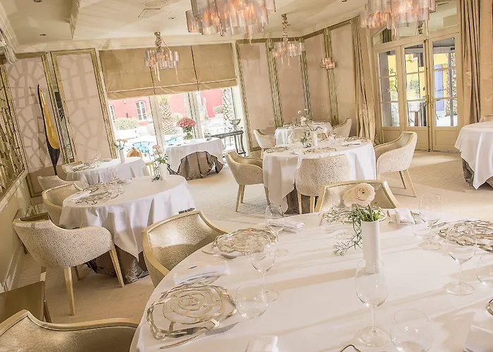 Le Stelsia فندق 4*