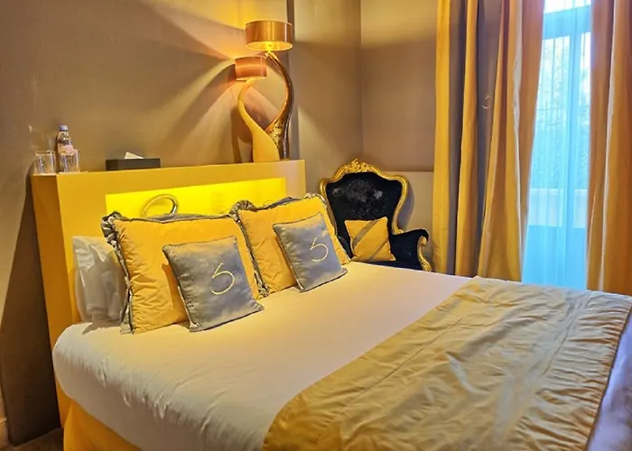 Le Stelsia فندق Saint-Sylvestre-sur-Lot