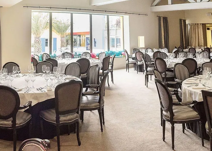 Le Stelsia فندق Saint-Sylvestre-sur-Lot